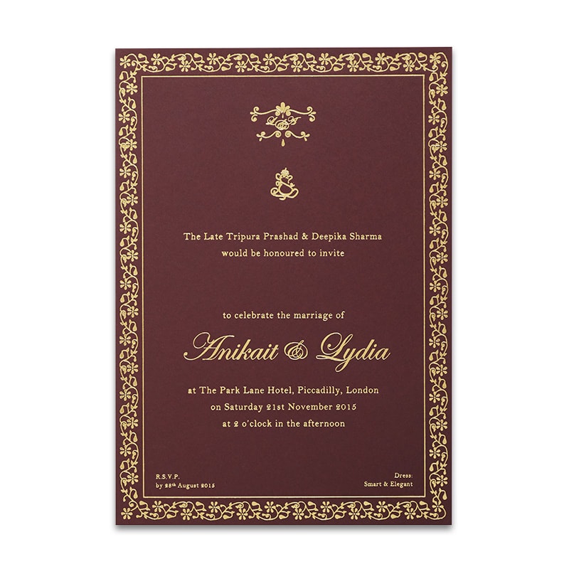 Bridebook.co.uk-Papeterie-Eugénie-maroon-wedding-invitation-metallic-foil-design