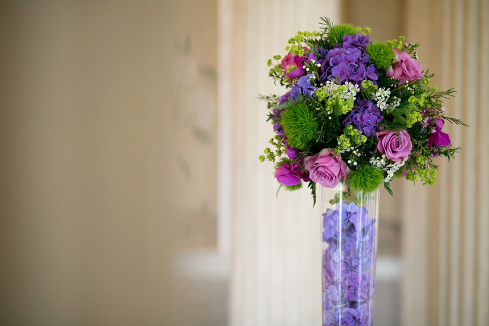 South East | Buckinghamshire | Great Hampden | Summer | Classic | Purple | Plum | Country House | Real Wedding | Guy Hearn Photography #Bridebook #RealWedding #WeddingIdeas Bridebook.co.uk 